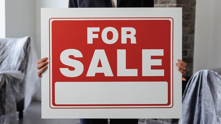 for sale sign real estate niche